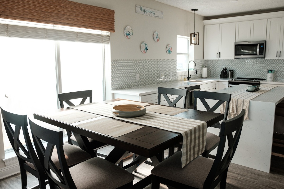 Kitchen photo from OTA listing sequence.