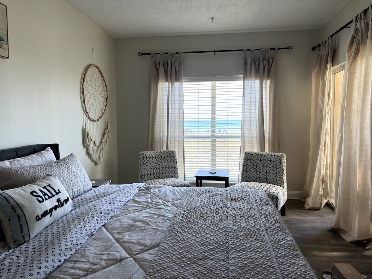 Bedroom 1 photo from OTA listing sequence.