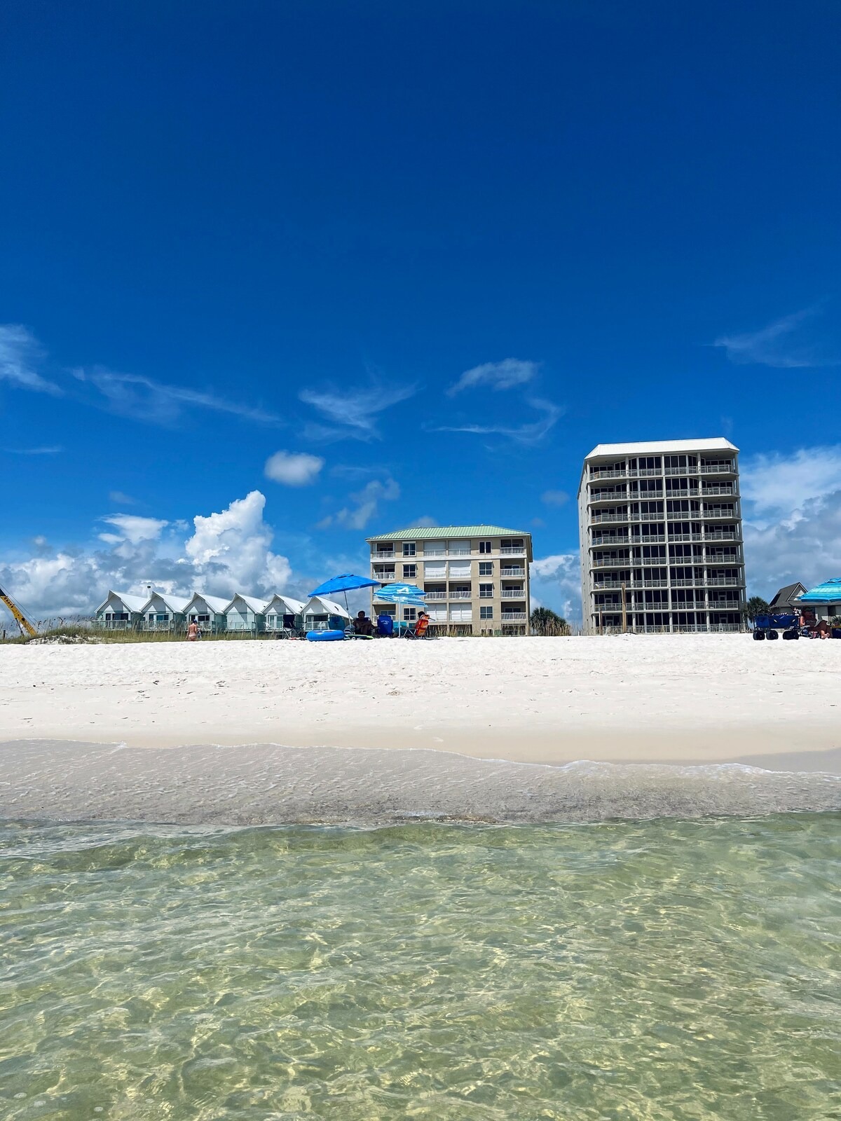 Views & Beach Access photo from OTA listing sequence.